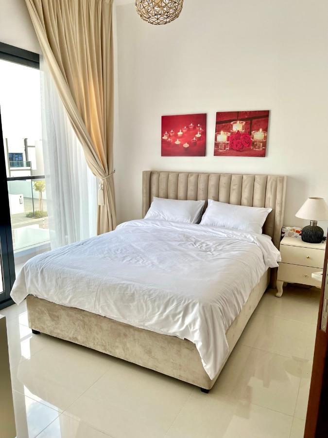 Al Dana Palma - Luxury 4-bedroom With Heated Pool & Mountain Sea View Villa *